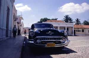 2001_cuba_bayamo_olds