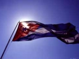 2001_cuba_habana_flag
